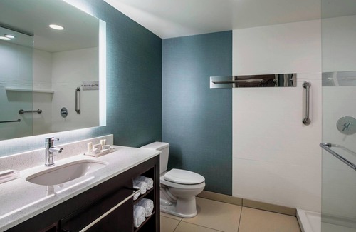 Regina Hotel | Residence Inn by Marriott Regina