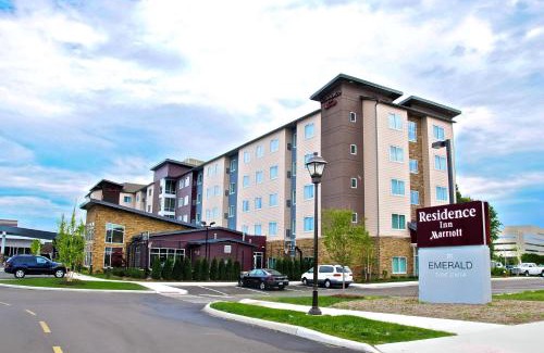Avon Hotel | Residence Inn by Marriott Cleveland Avon at The Emerald Event Center