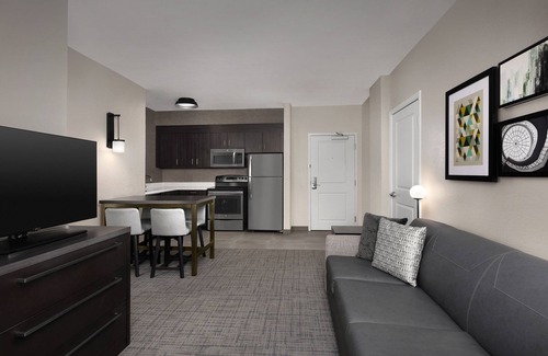 SouthPark Hotel | Residence Inn by Marriott Charlotte SouthPark