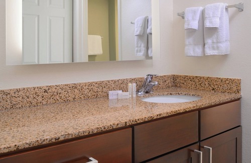 Oak Park - Northwood Hotel | Residence Inn By Marriott San Antonio Airport/Alamo Heights