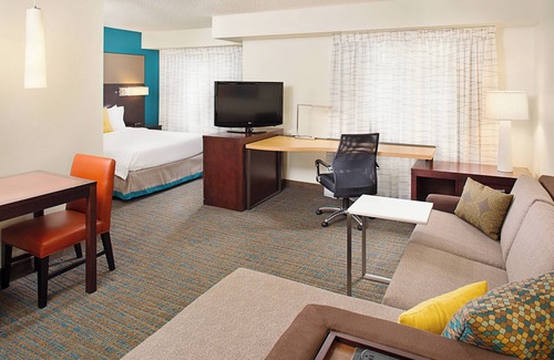 Livonia Hotel | Residence Inn Detroit Livonia