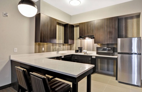 Middleburg Heights Hotel | Residence Inn by Marriott Cleveland Airport/Middleburg Heights