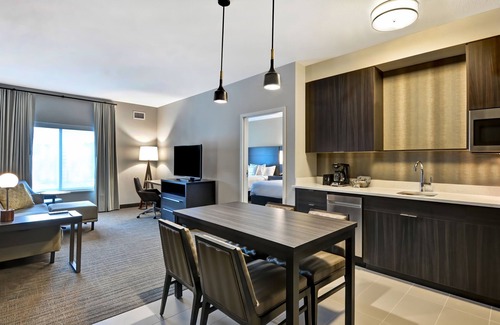 Middleburg Heights Hotel | Residence Inn by Marriott Cleveland Airport/Middleburg Heights