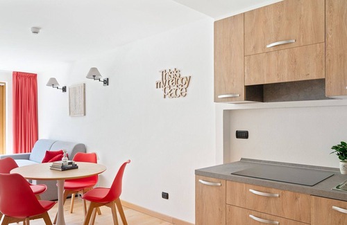 Gressoney-Saint-Jean Apartment | Residence in Gressoney-saint-jean with 1 bedrooms sleeps 4