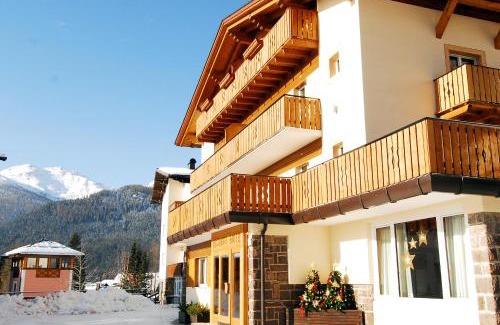 San Martino di Castrozza Apartment | Residence Adler