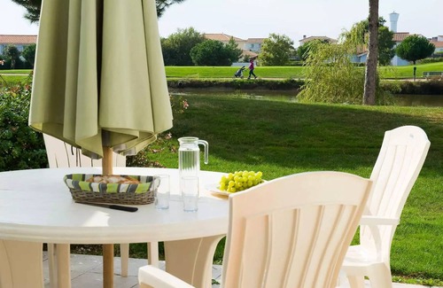 L'Aiguillon-sur-Vie Villa | Residence Le Domaine des Fontenelles - 3 Room House 4 People