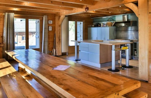 Le Chinaillon Ski Chalet | Residence Laurencieres-le Grand Bornand - Large independent chalet "Les Laurencières", 18 people, 7 bedrooms, wifi, close to shops!