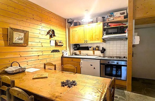 Vallouise-Pelvoux Apartment | Residence Le Belvedere - Warm apartment T3 of 42 m2full south 4/6 persons