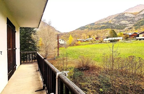 Vallouise-Pelvoux Apartment | Residence Le Belvedere - Warm apartment T3 of 42 m2full south 4/6 persons