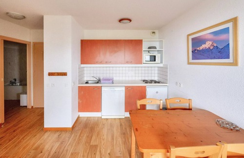 Puy-Saint-Vincent Apartment | Residence Le Hameau des Ecrins - maeva Home - 2 Room Apartment 4 People - Comfort