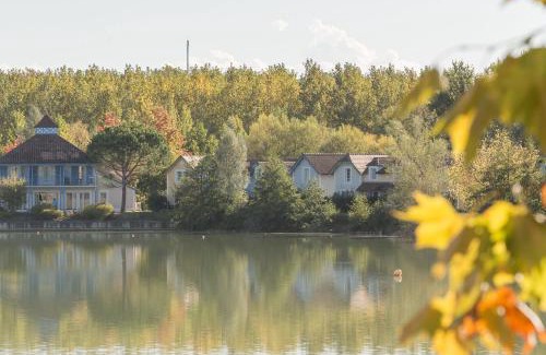 Marciac Apartment | Residence Le Hameau du Lac - maeva Home