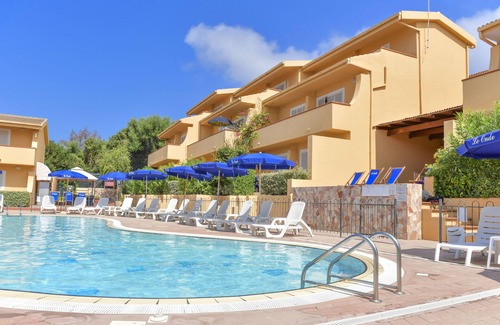 Badesi Apartment | Residence Le Onde