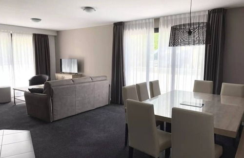 Eaux-Bonnes Apartment | Residence LE PORTILLO Swimming pool - 3 Rooms for 10 People