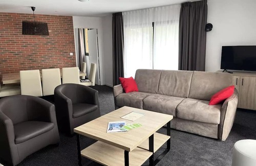 Eaux-Bonnes Apartment | Residence LE PORTILLO Swimming pool - 3 Rooms for 10 People