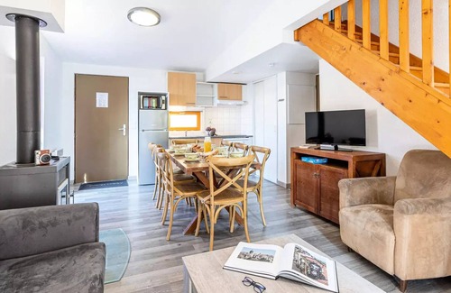 Eppe-Sauvage Villa | Residence Les Cottages de Valjoly* - 4 Room House 8 People