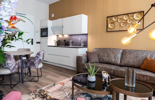 Zierikzee Apartment | Residence Mondragon Vakantie Appartement Suzanna Maria Longue Zierikzee