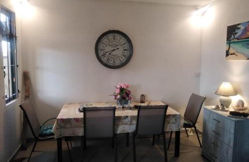 Centre de Flacq Apartment | Residence Neerabelle
