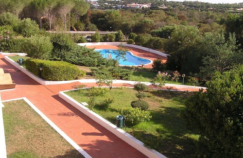 Baja Sardinia Apartment | Residence Pinnetta - 6-seater apartment with free pool and WiFi