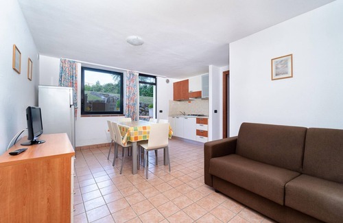 Moniga del Garda Apartment | Residence Primera, Moniga del Garda