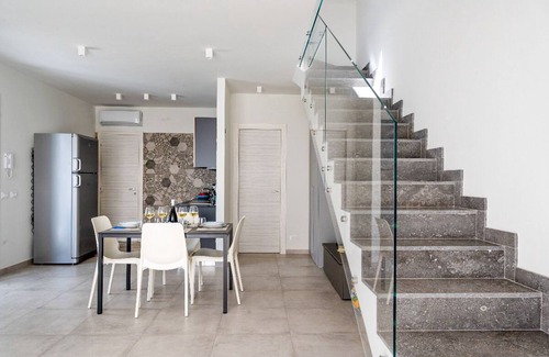 Piane Vecchie Villa | Residence Salinelle Beach VILLA VULCANO 4 WITH SHARED POOL