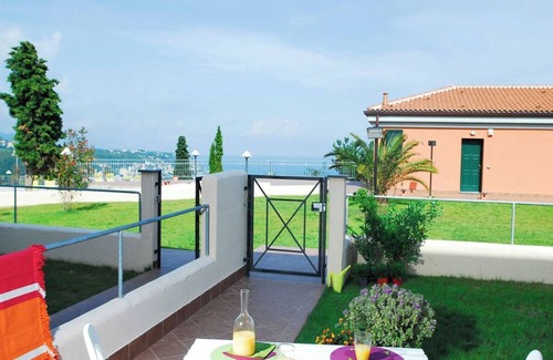 Cogoleto Apartment | Residence Villa Beuca Cogoleto Two-room Apartment 4 Pax Sea View