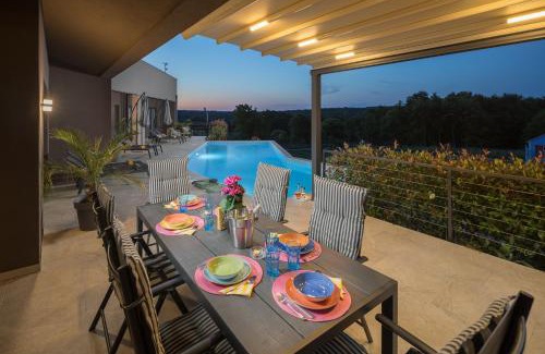 Gracisce Villa | Residence Villa Manuela - Batlug