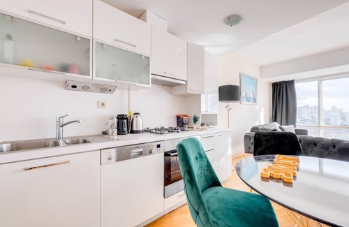 Basaksehir Apartment | Residence with City View Near Mall of Istanbul