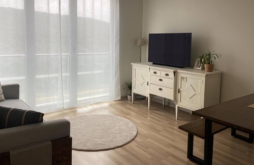 Sancaktepe Apartment | Residence with Pool and Security in Sancaktepe