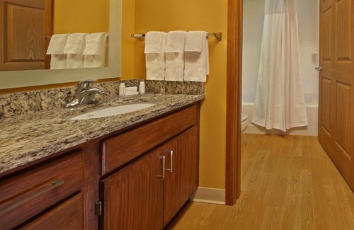 Tewksbury Hotel | Residences at Tewksbury