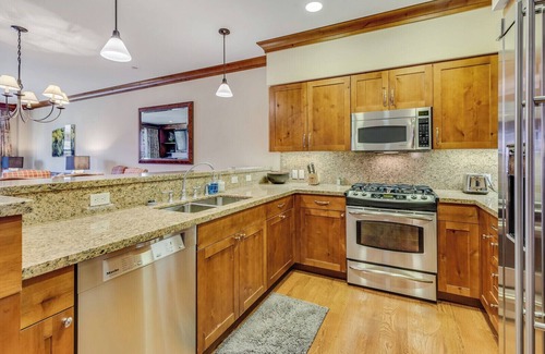 Snowmass Village House | Residences at Snowmass Club: 4 Bedroom Luxury Townhome