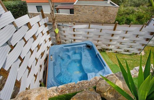 Nossa Senhora das Misericordias House | Residencia Dos Castelos