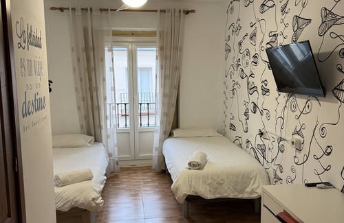 Moncloa - Arguelles Hostel | Residencia Rosales
