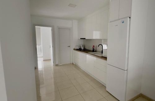 Vecindario Apartment | Residencial Amber III - Apartamento nuevo, amplio y cómodo