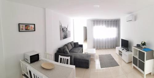 Vecindario Apartment | Residencial Amber III - Apartamento nuevo, amplio y cómodo