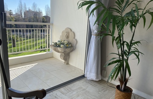 La Napoule Apartment | Residential flat in walking distance (5 minutes) from the beaches, the village centre and the railway station.