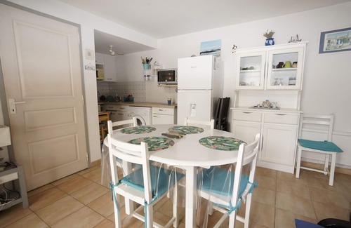 Saint-Hilaire-de-Riez Condo | Residential house with swimming pool