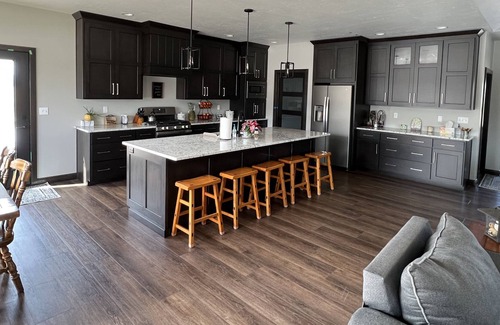 Winneconne House | Residential Home 15 miles from EAA for Executive, Business or Family Rental