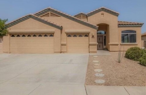 Tucson House | Residential Home, 3 Bedroom, 4 Beds, 2 Bath