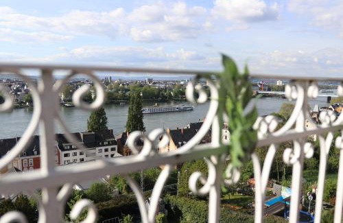 Pfaffendorf Apartment | -RESIDENZ JOSEPHINE- Atemberaubender RheinBlick bis zum Deutschen Eck