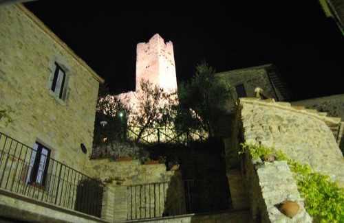 Precetto House | Residenza di Paese Castello del Poggio