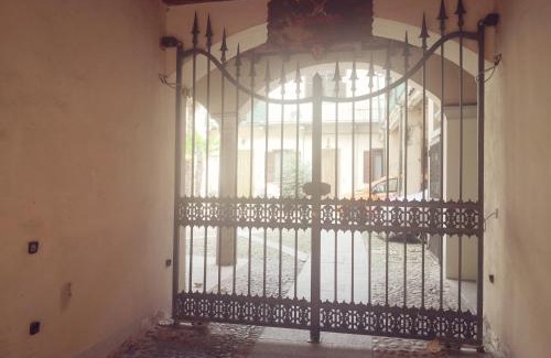 Angera House | Residenza Esse