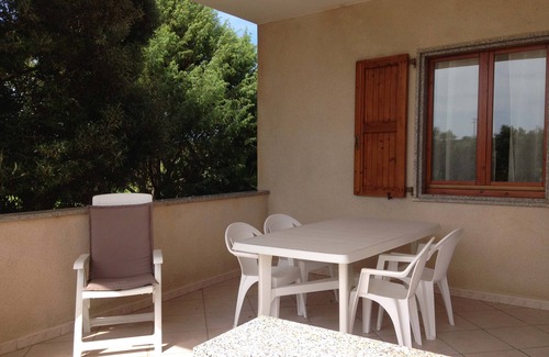 Alghero House | Residenza I Filari: a villa surrounded by greenery.