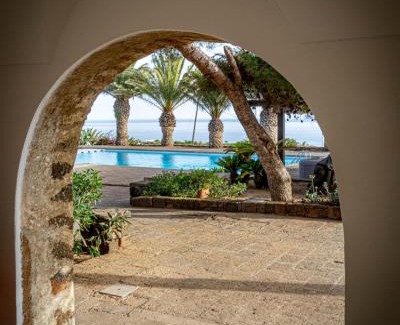 Pantelleria Bed & Breakfast | Residenza Khaddiuggia