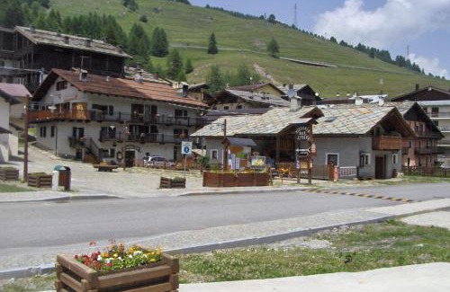 Borgata Sestriere Apartment | Residenza L'Teit