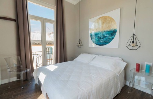 Historical Center Apartment | Residenza Trinità Maggiore - Trinity Suite