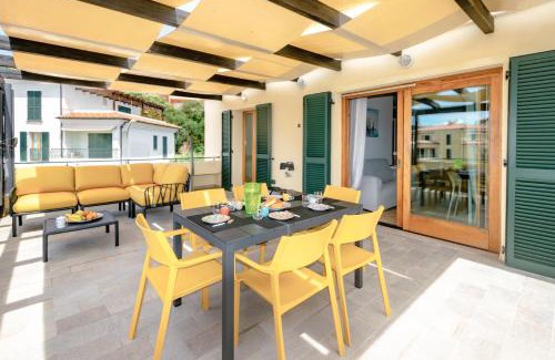 La Maddalena Apartment | Residenze Padule 3 bedr, Terrace Sea View, Parking