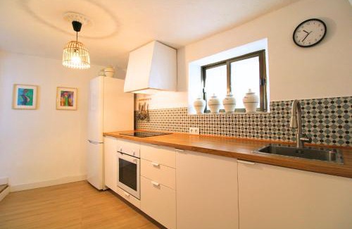 Higuera de la Sierra House | Resolana 26 by SIERRA VIVA