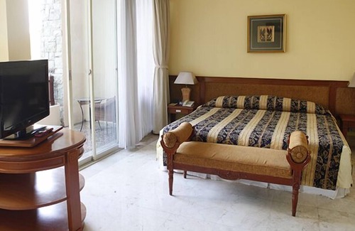 Tuban Sub-District Hotel | Resor Tuban Tropis
