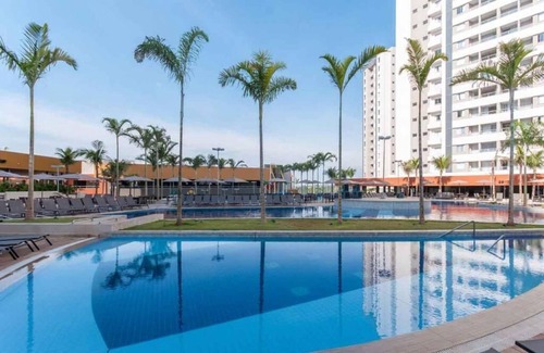 Olimpia House | RESORT: 2 adultos e até 2 crianças a 4km do Thermas Lar. e a 3km do Hot Beach