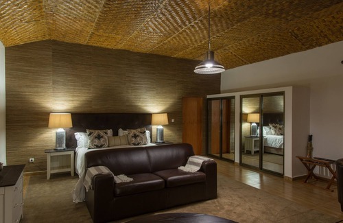 Menongue Cabin | Resort Cuebe Lodge